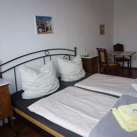 Zum Werderaner Guest house